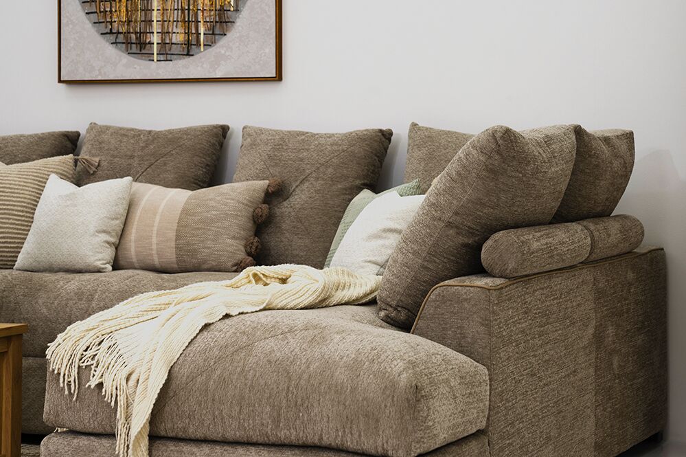 Elise Corner Sofa - Image 7