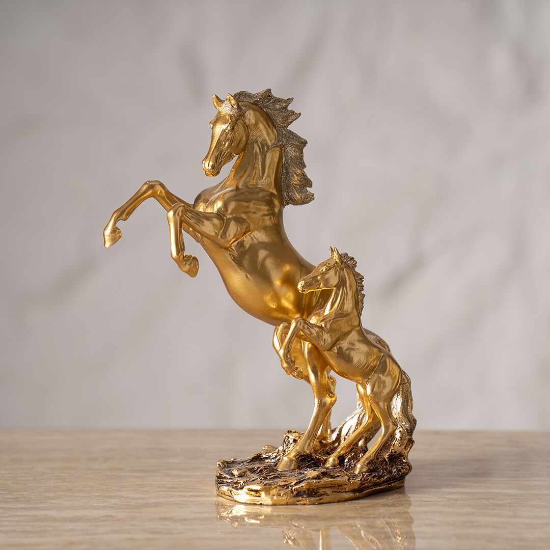 Valor Galloping Horse Gold 20×9.9×25.2Cm