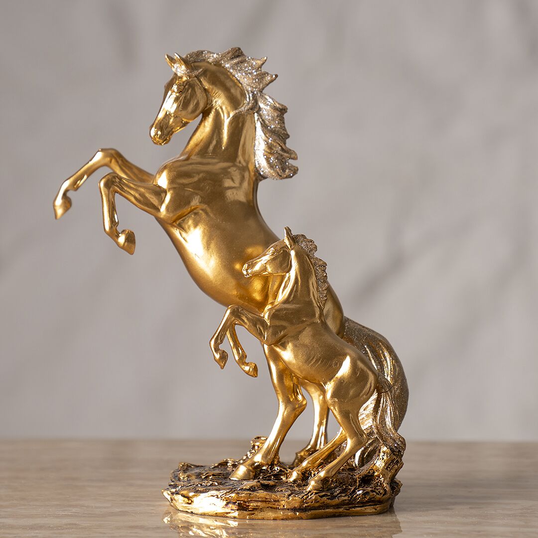 Valor Galloping Horse Gold 20×9.9×25.2Cm - Image 3