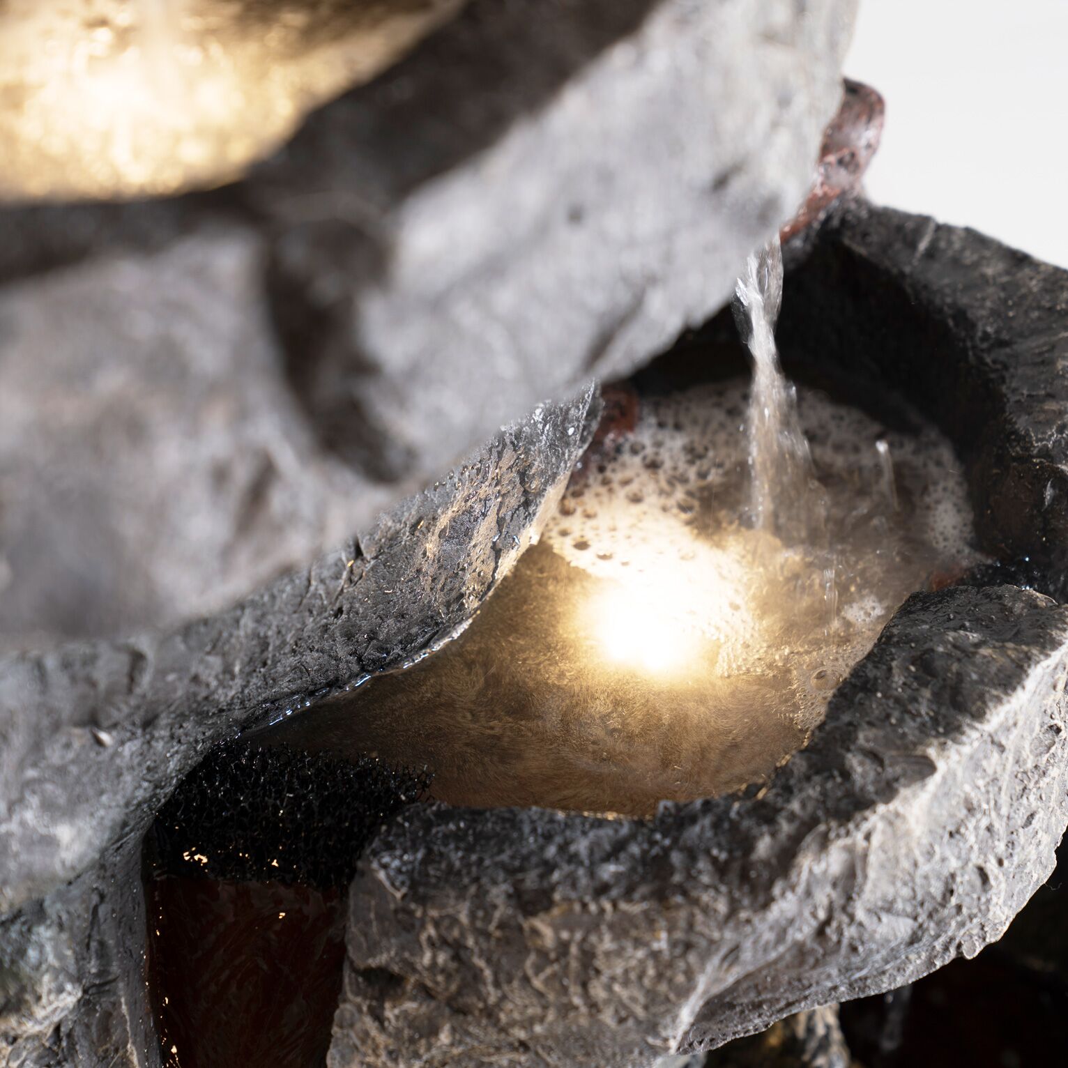 Serene Forest Stream Rock Tier Outdoor Fountain Grey 43x33x99Cm - Image 7