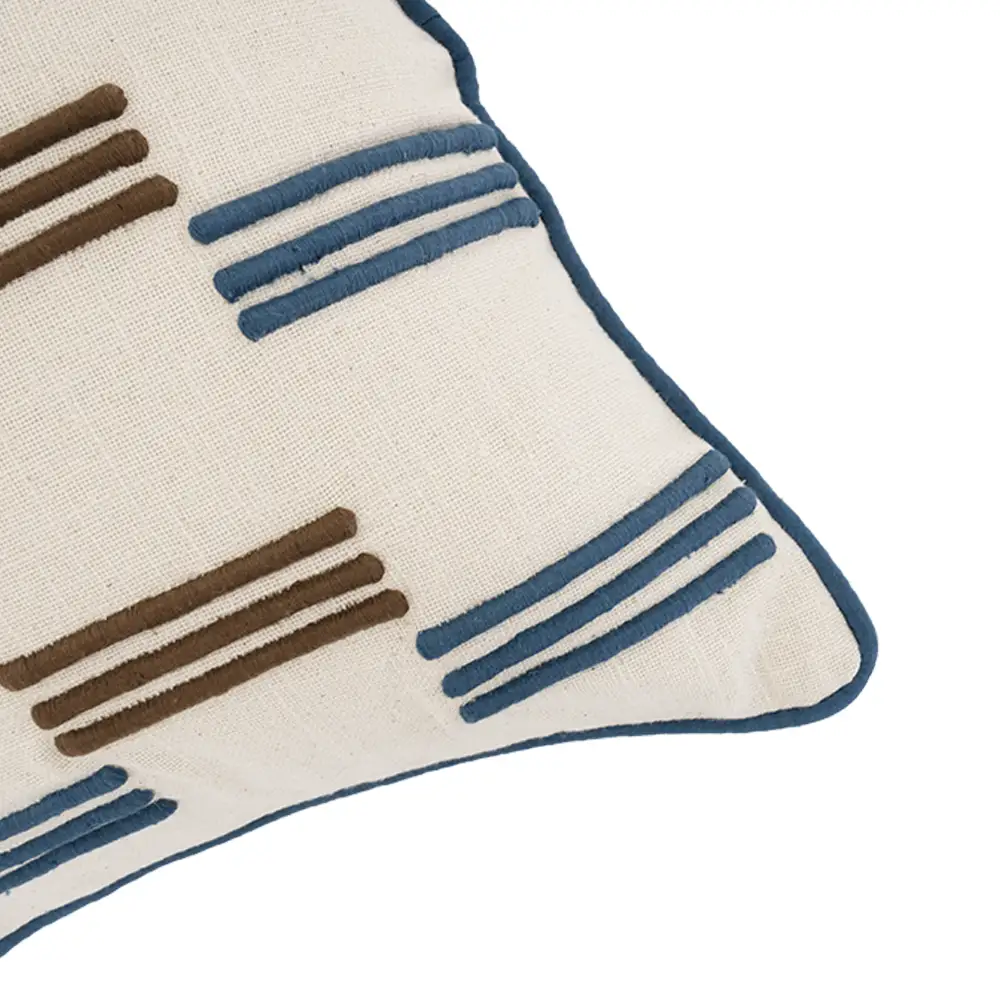 Heston embroidered cushion 45x45 cm - Image 4