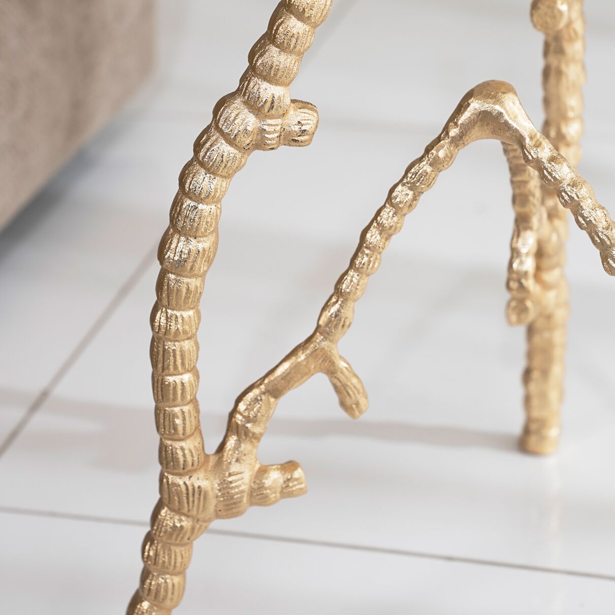 Luis Accent Table - Image 4