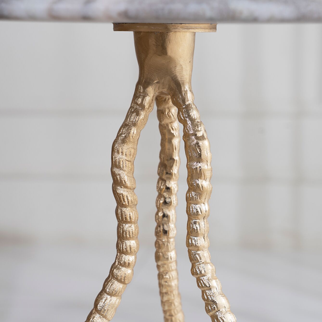 Luis Accent Table - Image 5