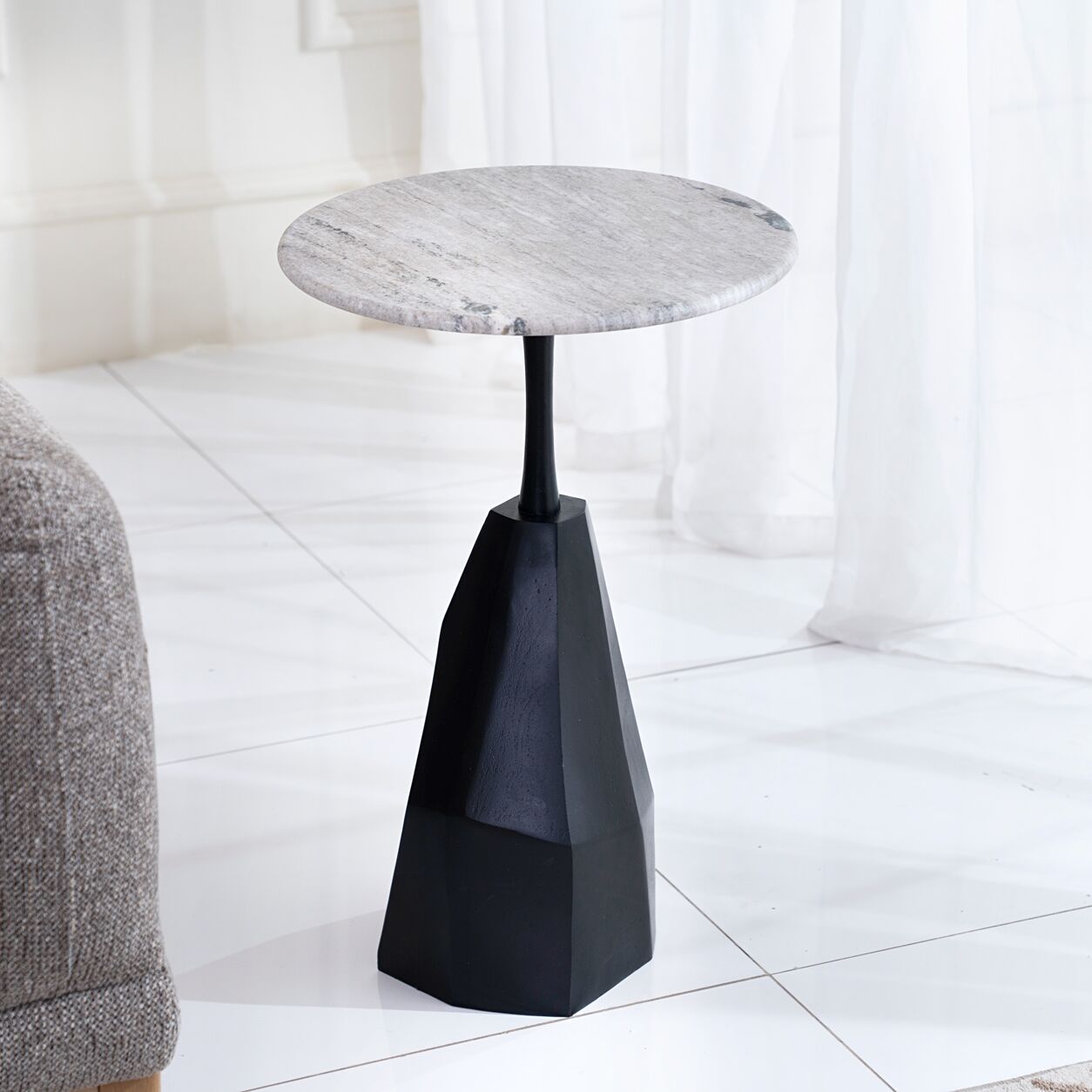 Toni Accent Table