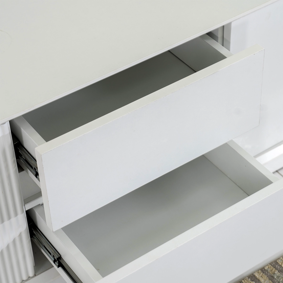 Eminem Tv Unit - Image 4