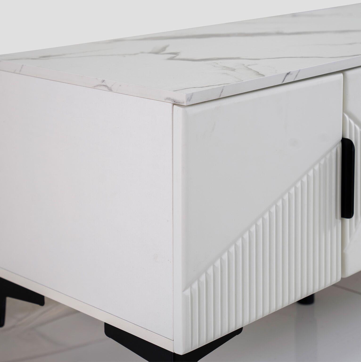 Natsuki Tv Unit - Image 8