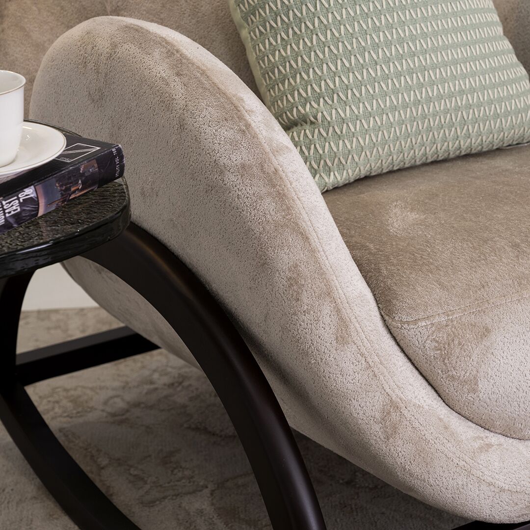 The Oval Rocking Chair - Image 5