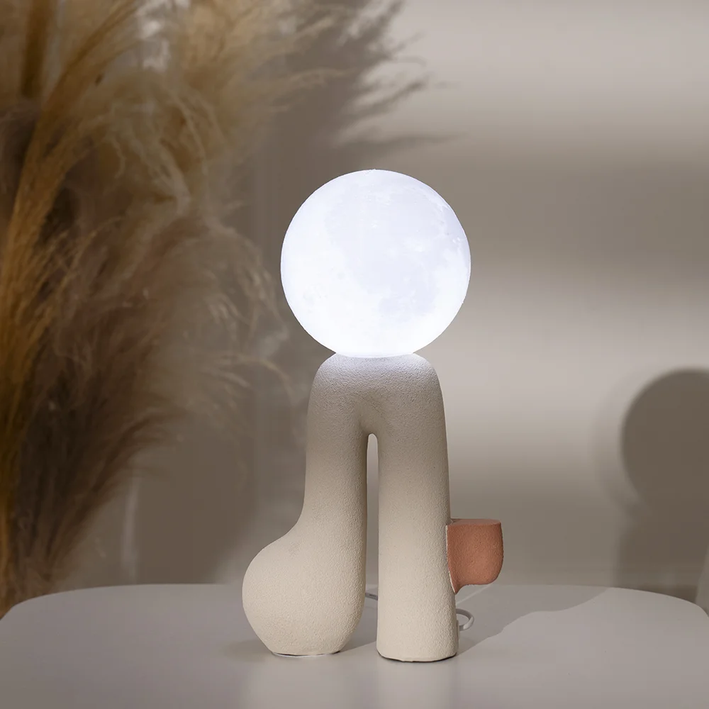 Rabaque polyresin terracotta beige USB table lamp 15.5x7x30cm