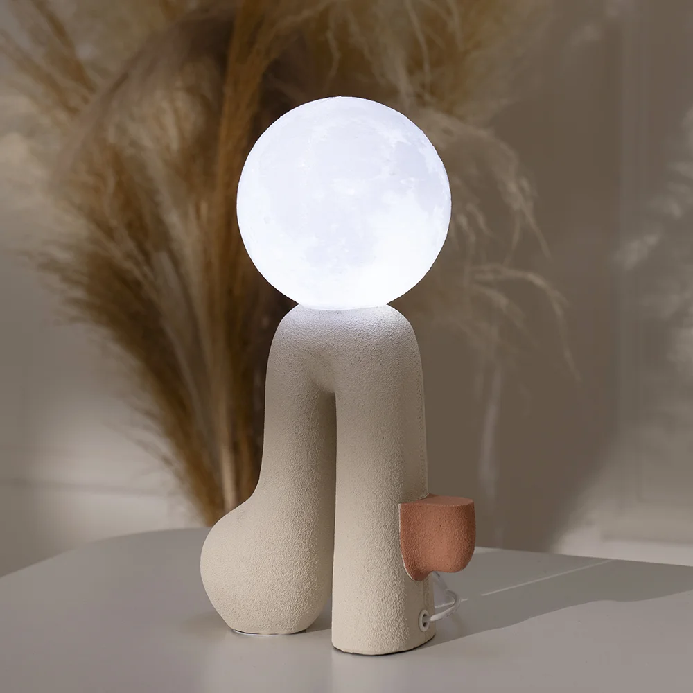 Rabaque polyresin terracotta beige USB table lamp 15.5x7x30cm - Image 4