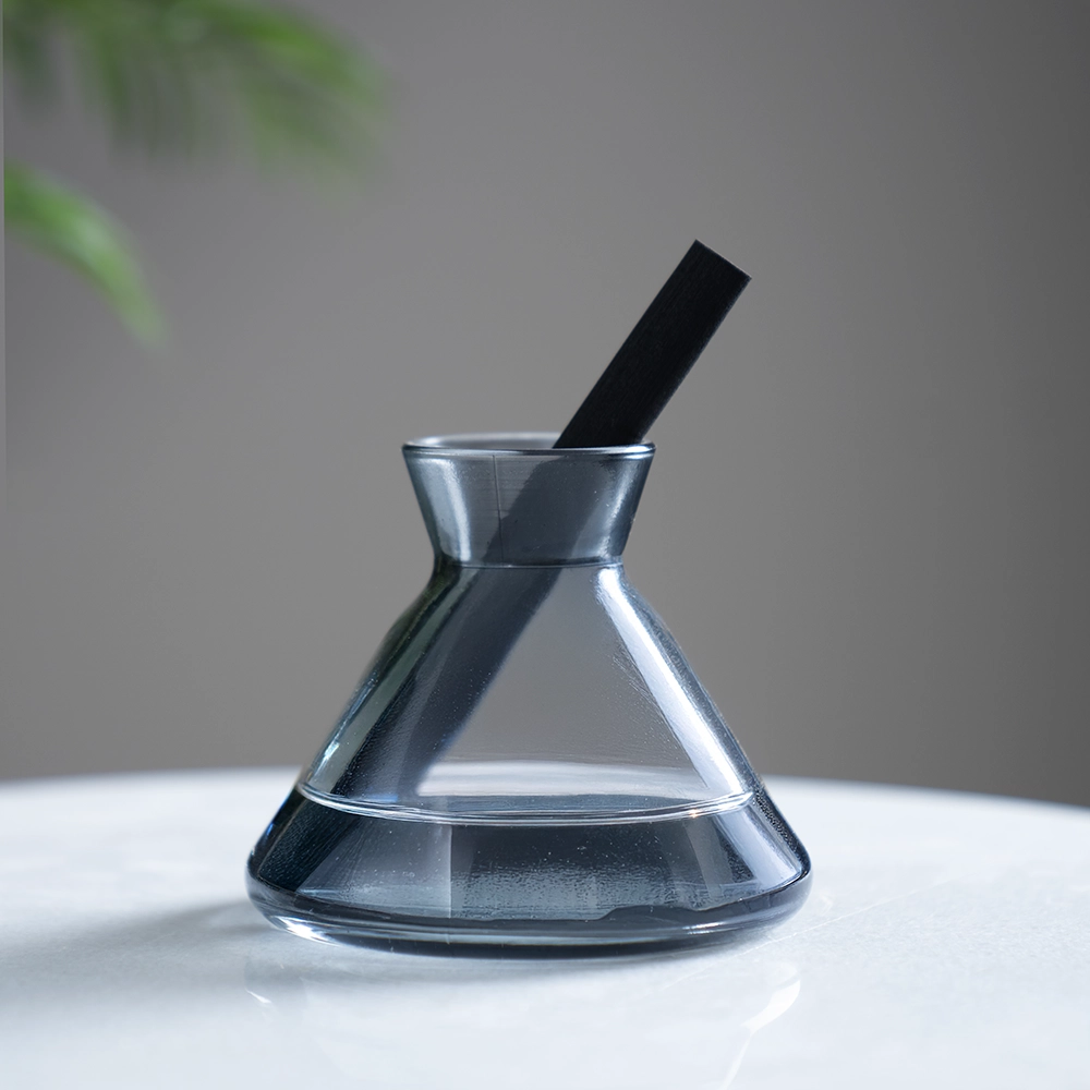 Lueur Reed Diffuser Sandalwood 220ML - Image 2