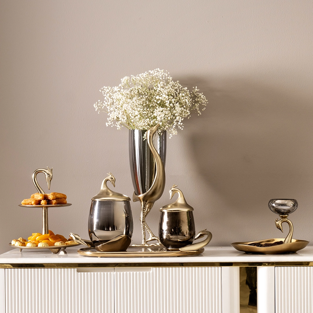 Serenya Footed Vase Gold & Bronze 18.5X15X47Cm - Image 4