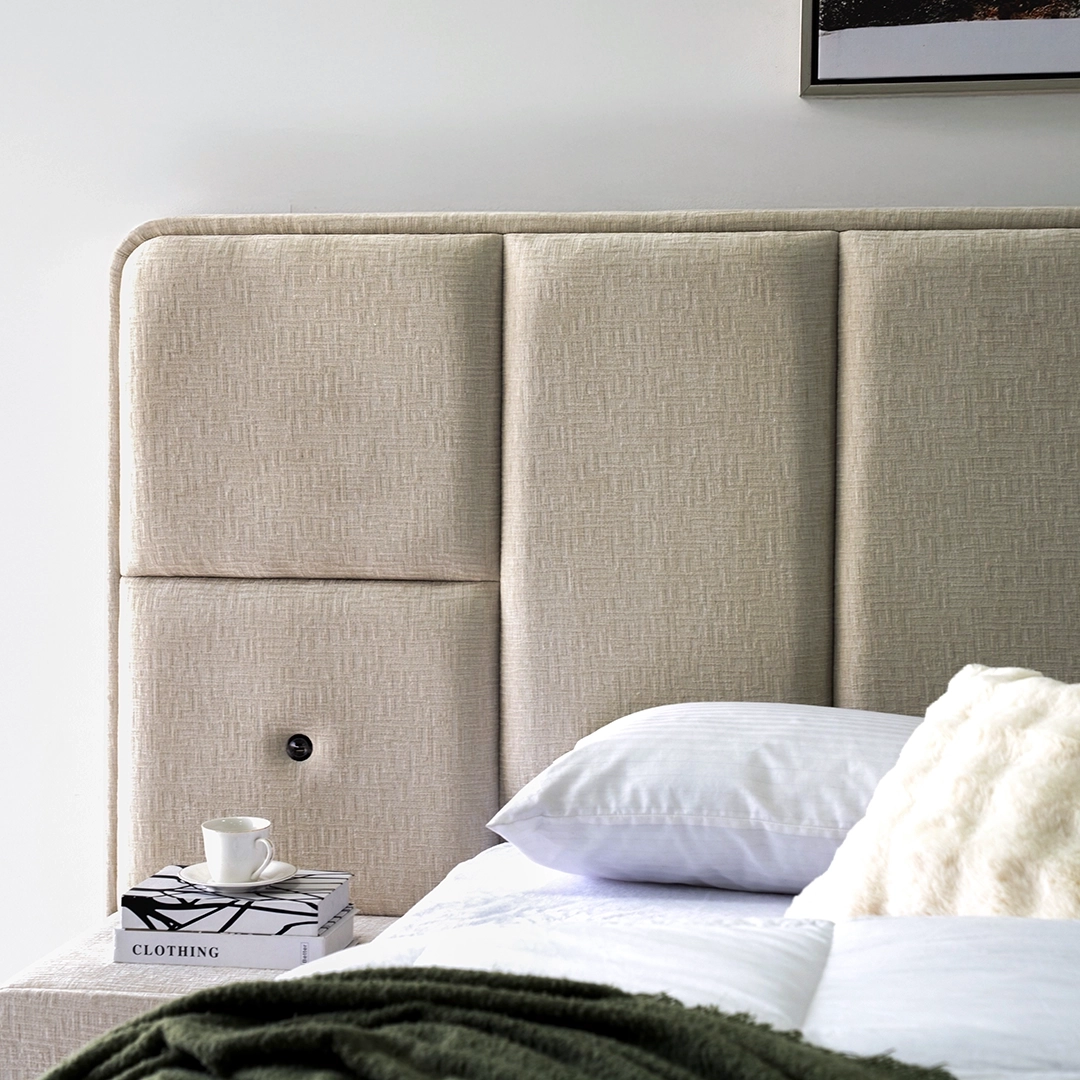 The Charm Bed - Image 9