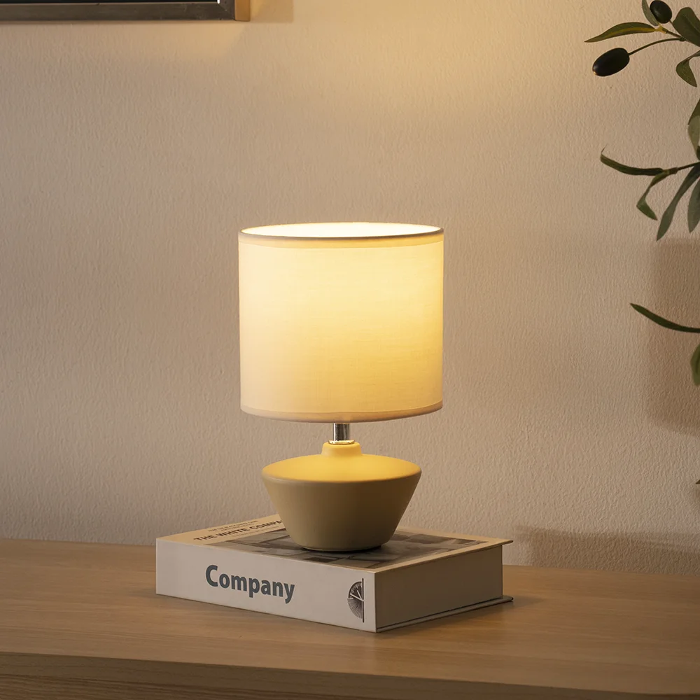 Tria ceramic table lamp Beige 14x14x22.5cm - Image 7