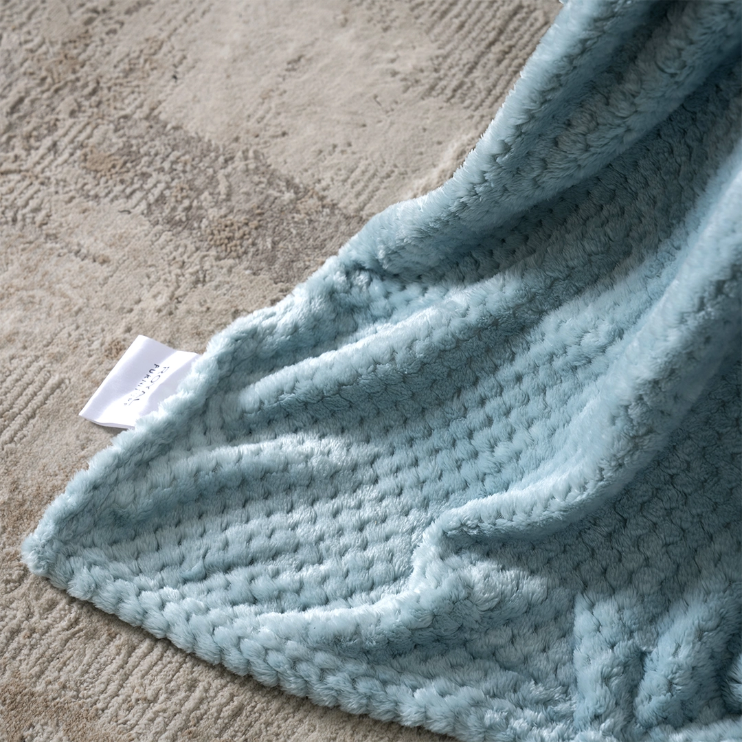 Celestine Knitted Blanket Light Blue 127x152Cm - Image 3