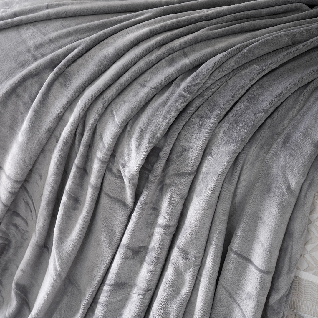 Celestine Solid Blanket Grey 200x230Cm - Image 3