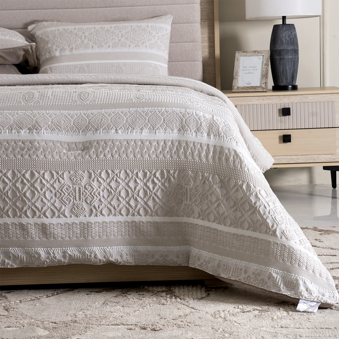 Sovera 6PCS Jacquard Comforter Set Beige - Image 4