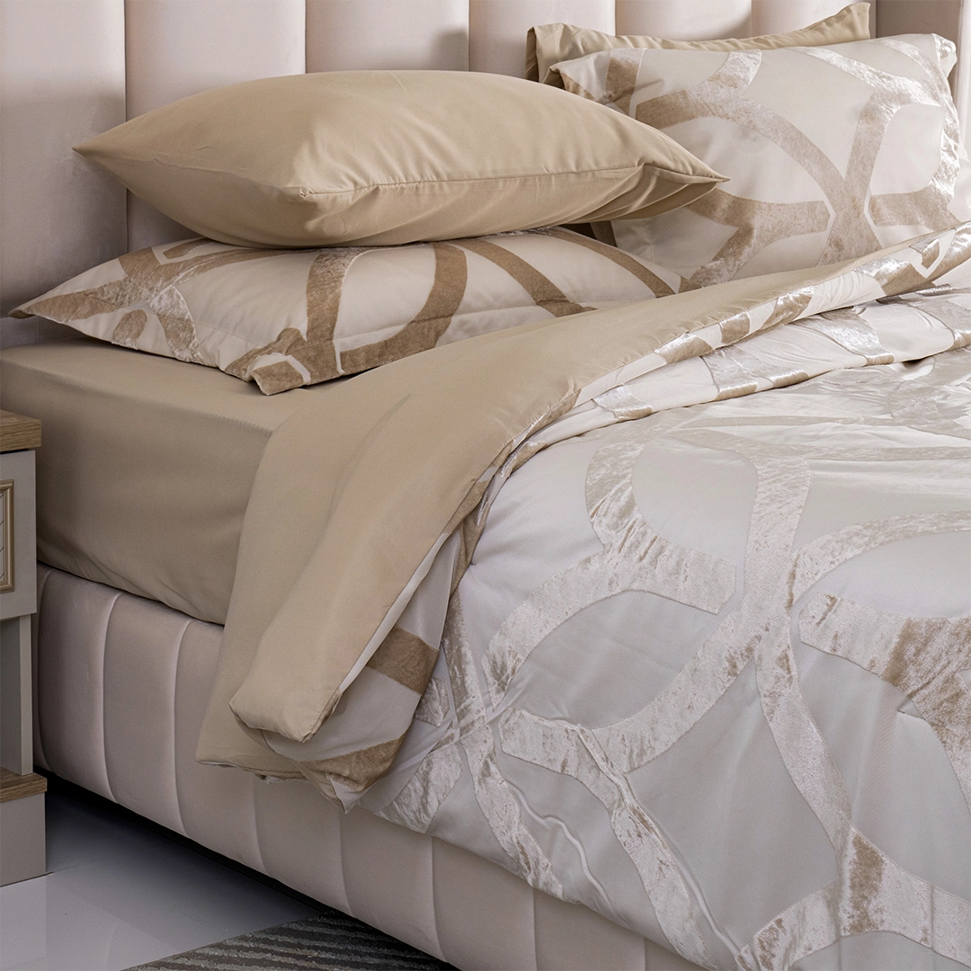 Sovera 6PCS Jacquard Comforter Set Gold
