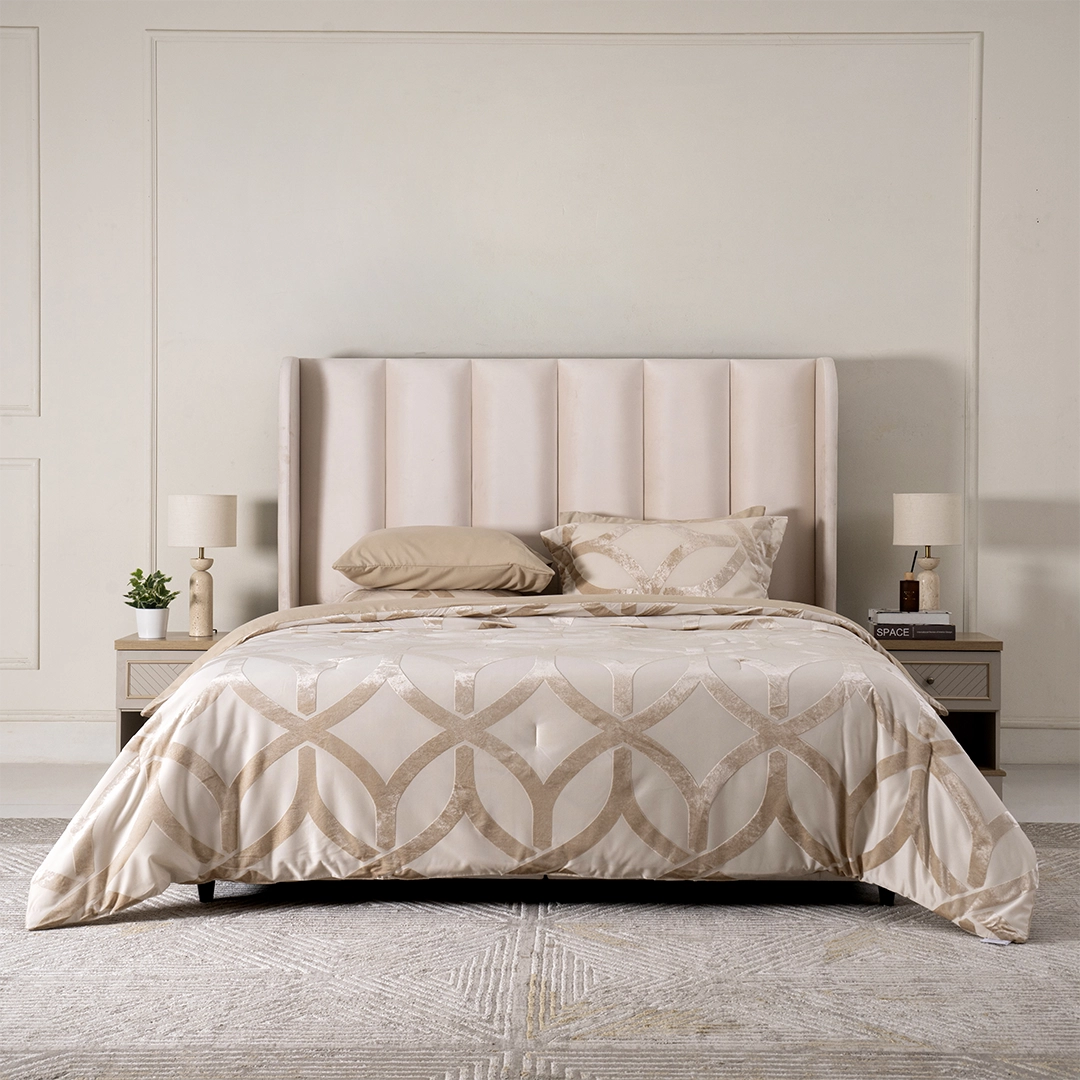 Sovera 6PCS Jacquard Comforter Set Gold - Image 4
