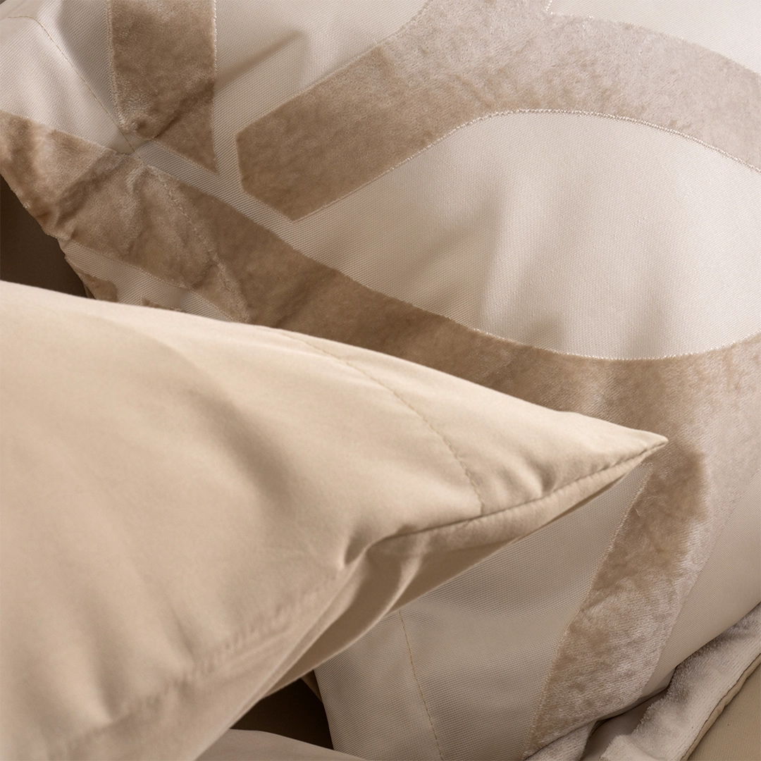 Sovera 6PCS Jacquard Comforter Set Gold - Image 2
