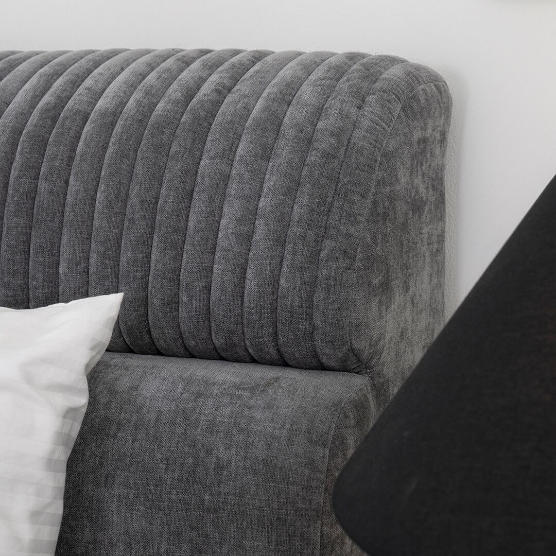 Tyler Hydraulic Storage Bed - Image 8