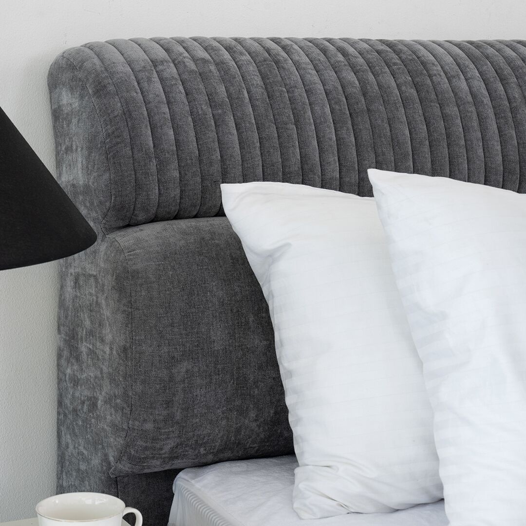 Tyler Hydraulic Storage Bed - Image 5