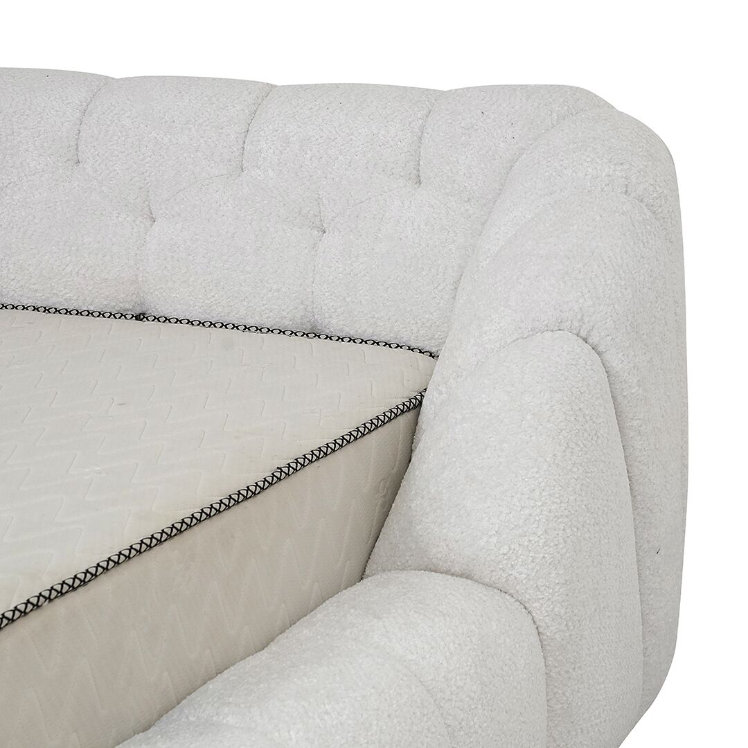 Cairns Bed - Image 3