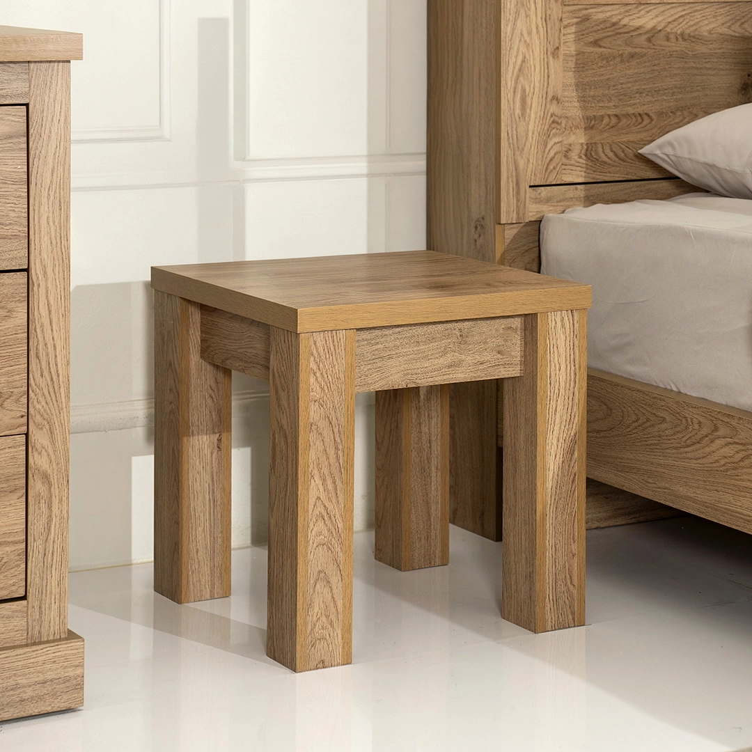 Majestic End Table